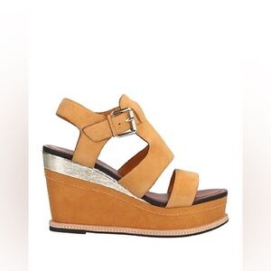 New Italian Design Elvio Zanon Camel Suede Platform Wedge Sandals. Size 5.